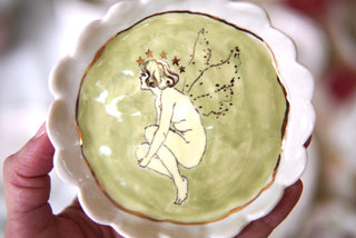 “Green Fairy" Petite Scalloped Trinket Dish