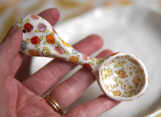 Rainbow Rose Bud & Daisies Spoon